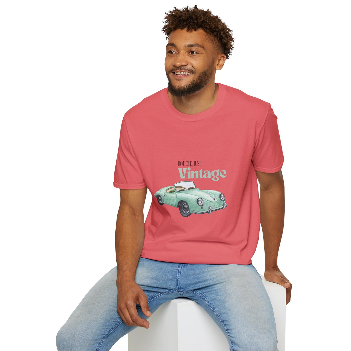 Vintage Car T-Shirt, Retro Style Tee, Gift for Car Lovers, Unisex Fashion Top, Casual Wear, Nostalgic Apparel